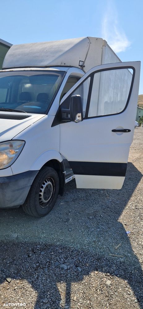 Mercedes-Benz Sprinter - 4