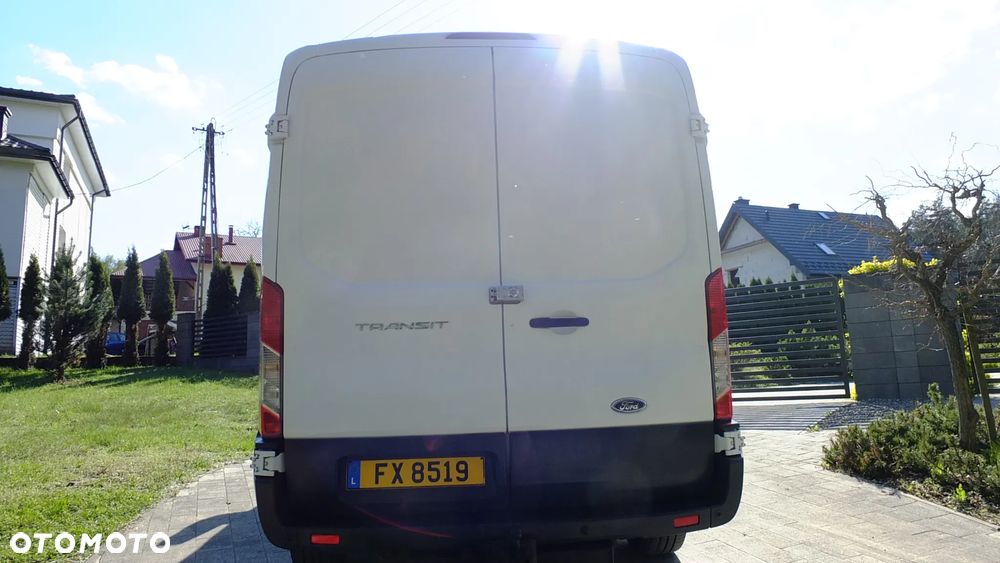 Ford Transit - 10
