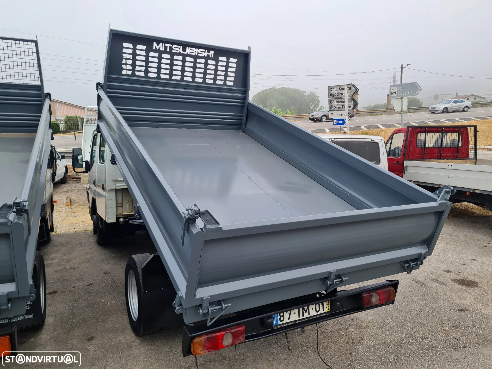 Mitsubishi Canter Fuso 3S13 Tribasculante Cabine Dupla - 4