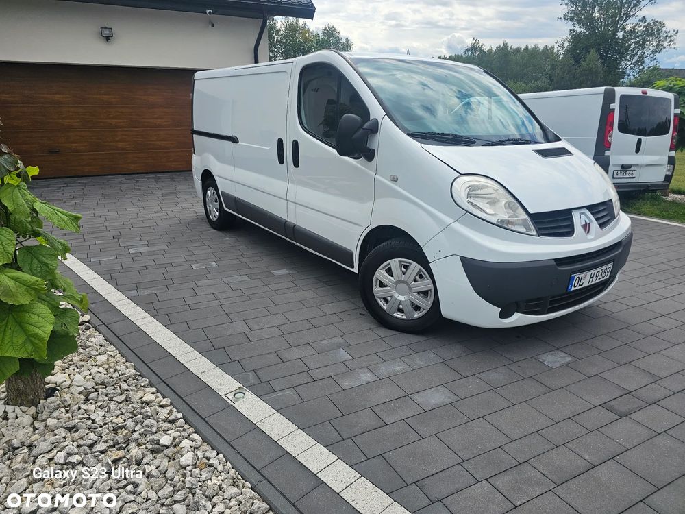 Renault Trafic - 12