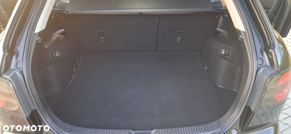 Mazda CX-7 2.2 CD Exclusive + - 17