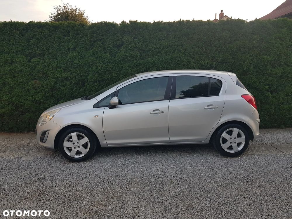 Opel Corsa - 12