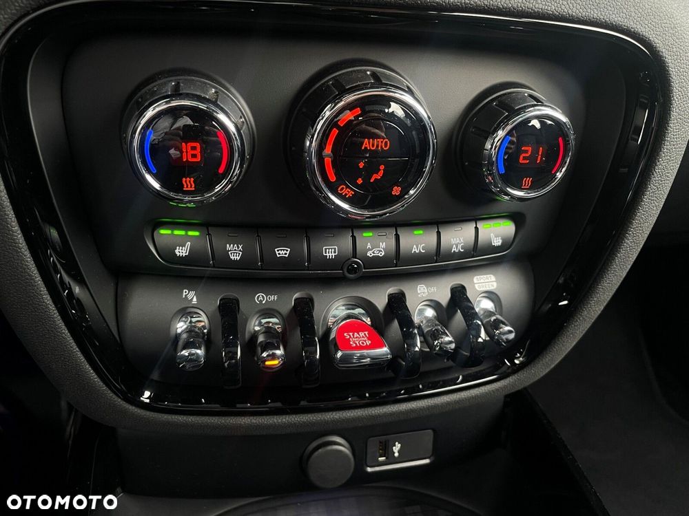 MINI Clubman - 12