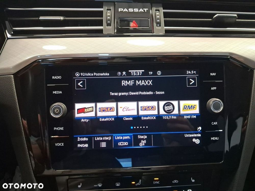 Volkswagen Passat - 19