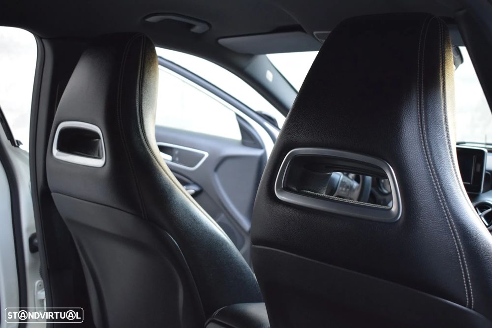 Mercedes-Benz GLA 180 CDI Urban - 28