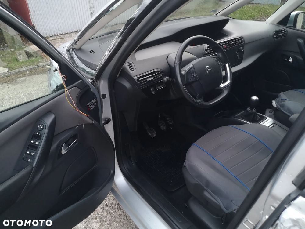 Citroën C4 e-HDi 115 Selection - 29