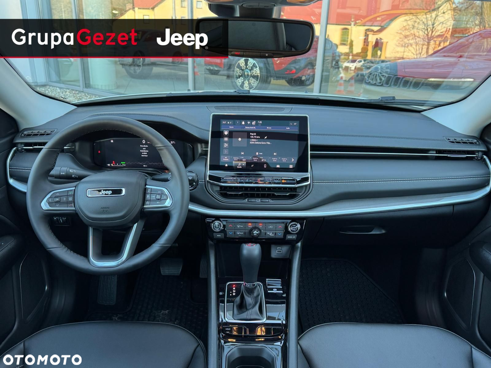Jeep Compass - 18