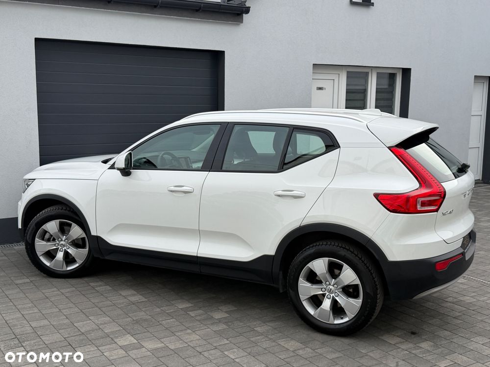 Volvo XC 40 B4 B DKG Momentum Pro - 25
