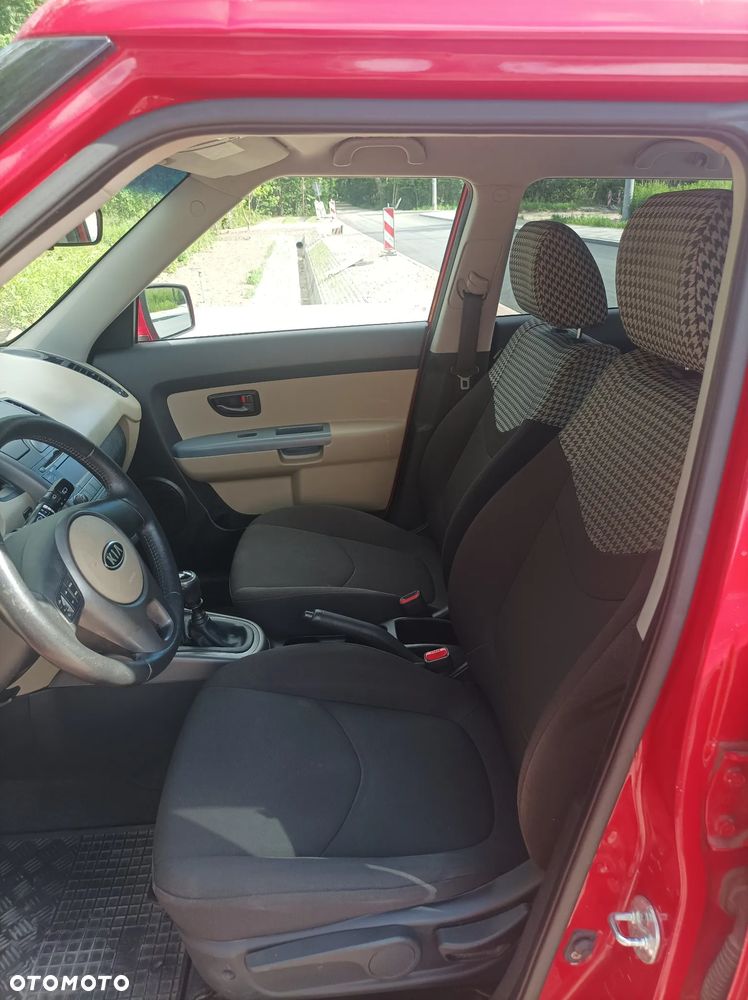 Kia Soul 1.6 XL - 6