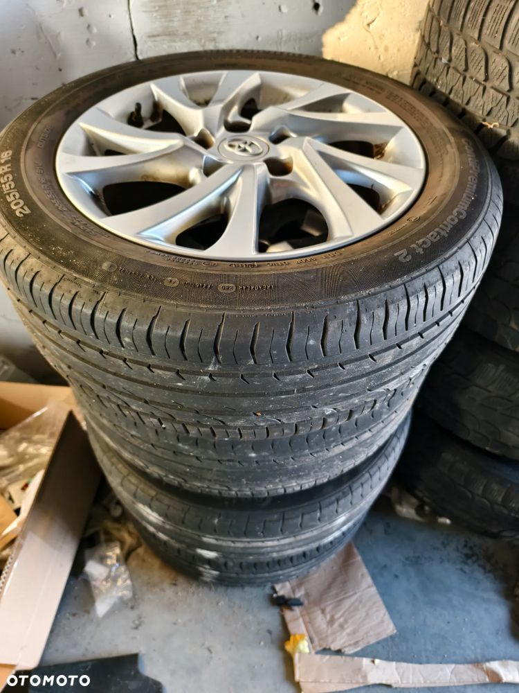 Toyota Auris 1.2 Turbo Edition-S - 30