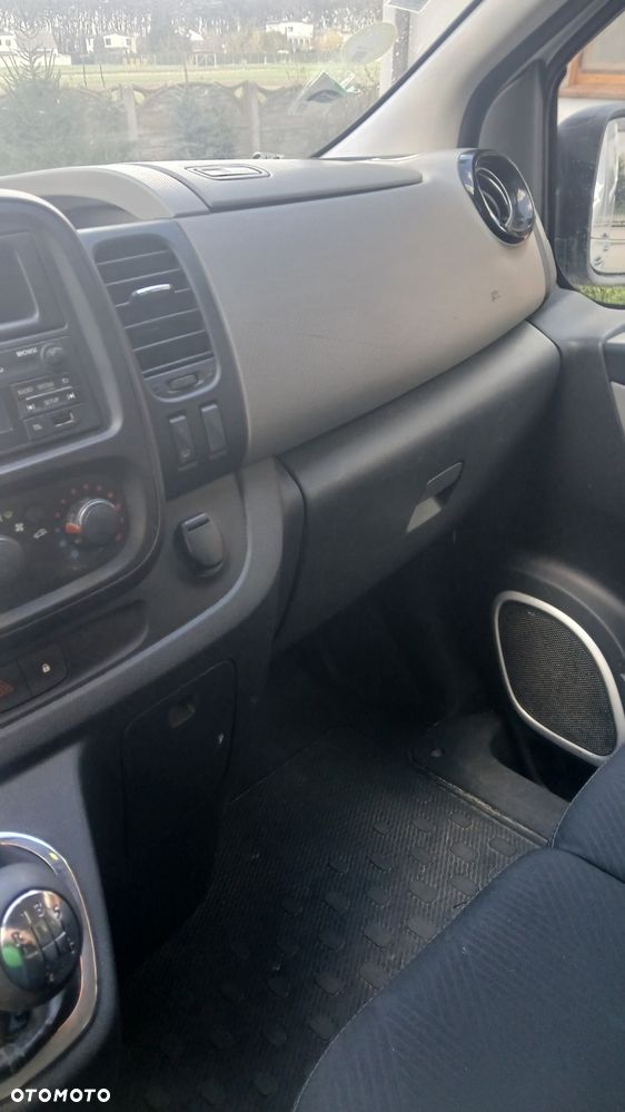 Renault Trafic - 19