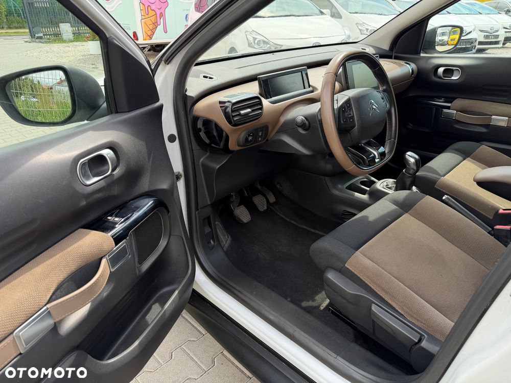 Citroën C4 Cactus - 11
