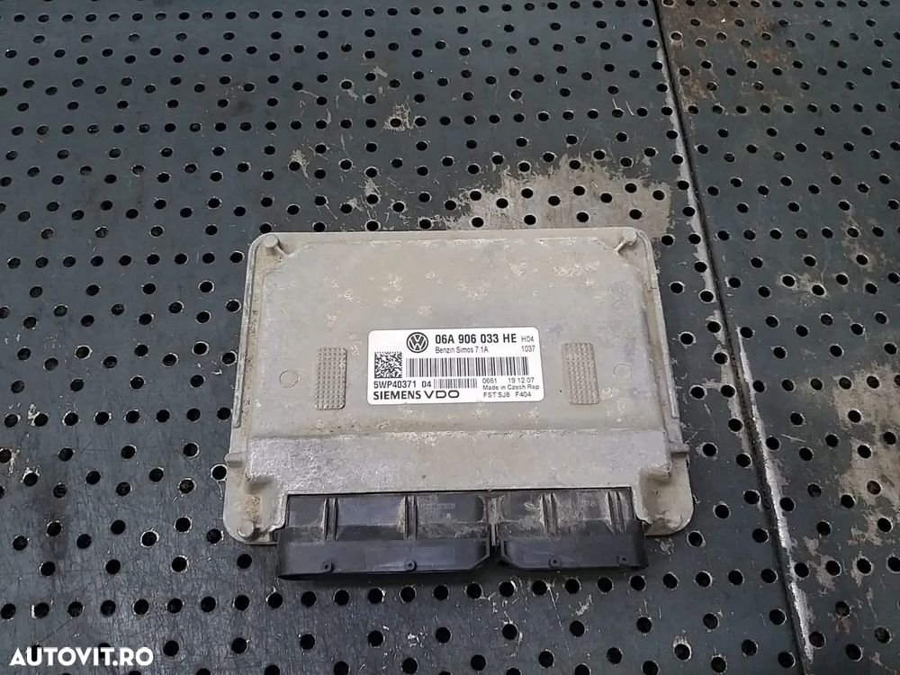 Ecu calculator motor 1.6 b seat leon 1p 06a906033he 5wp4037104 - 1