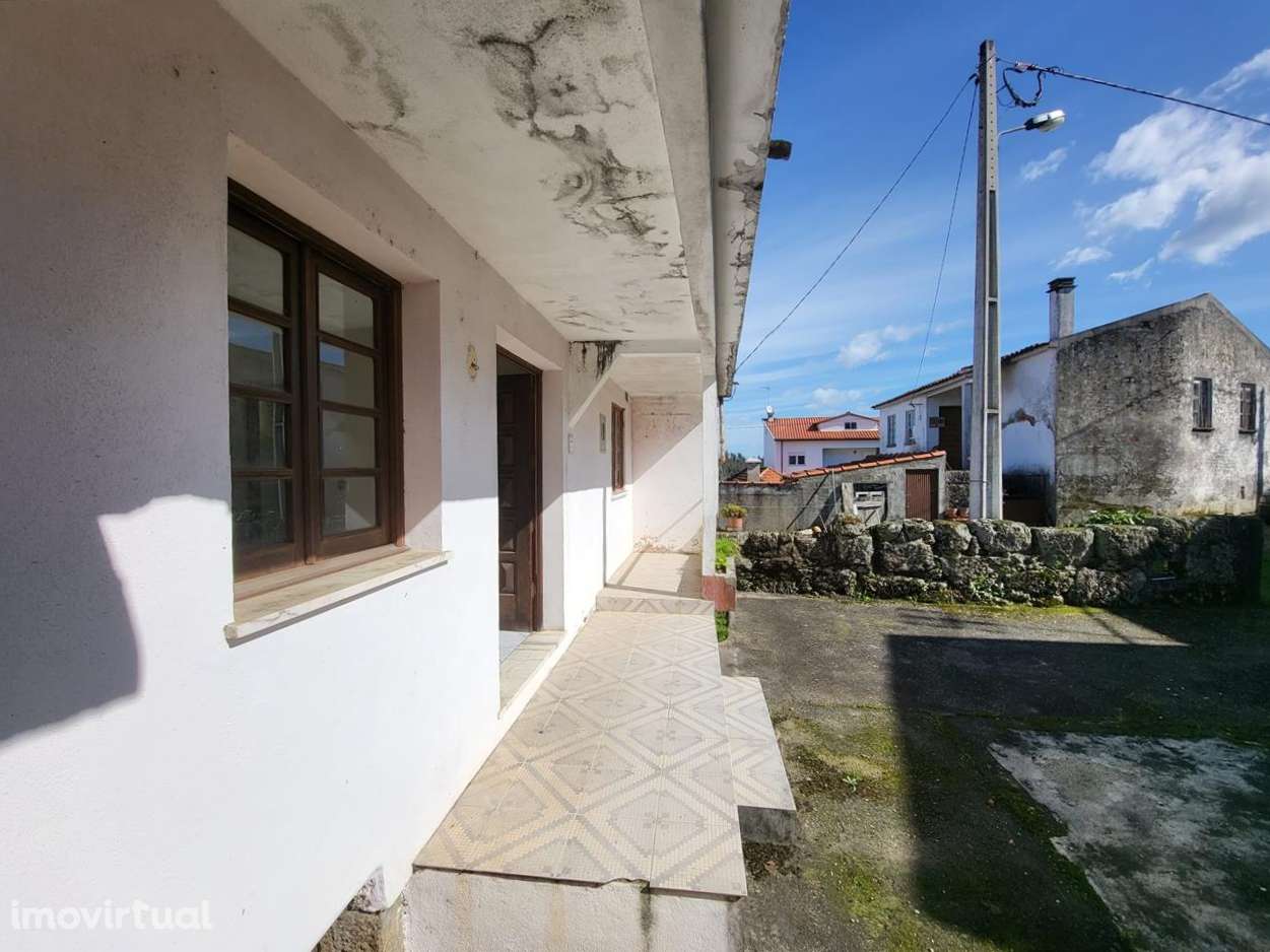 2 Moradias T2 + Arrecadação em Pinheiro de Ázere - Grande imagem: 4/23