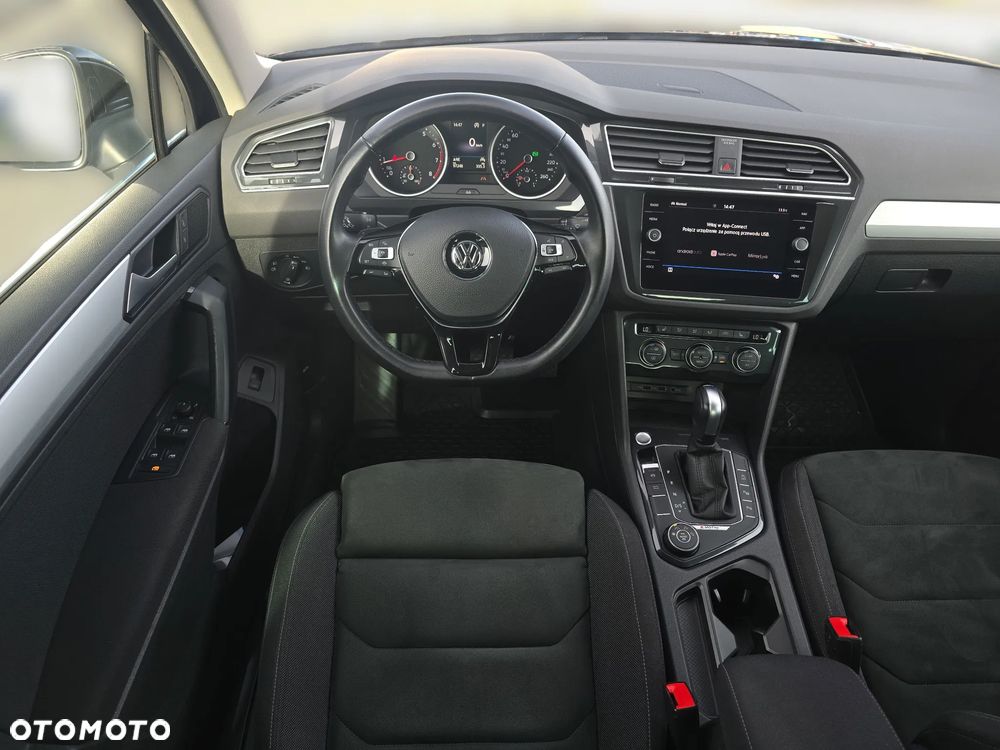 Volkswagen Tiguan - 19