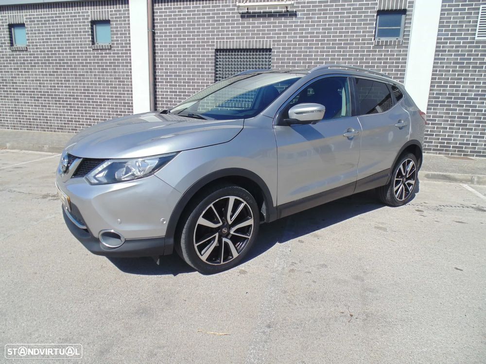 Nissan Qashqai 1.6 dCi Tekna Premium 18 360 - 1