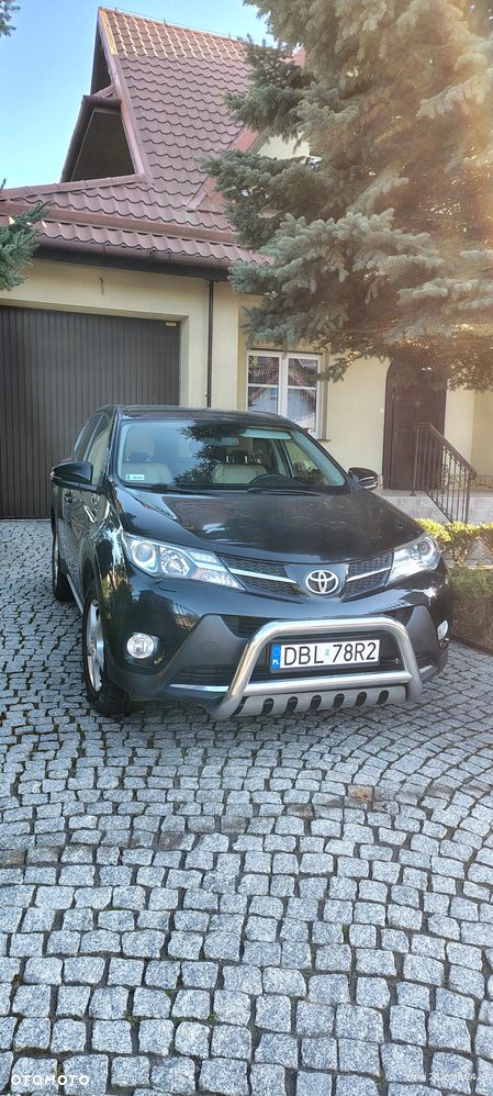 Toyota RAV4 - 2
