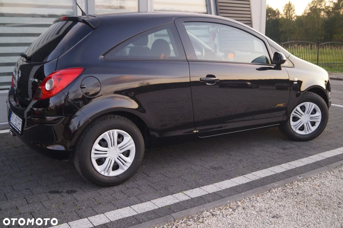Opel Corsa 1.2 Essentia - 12