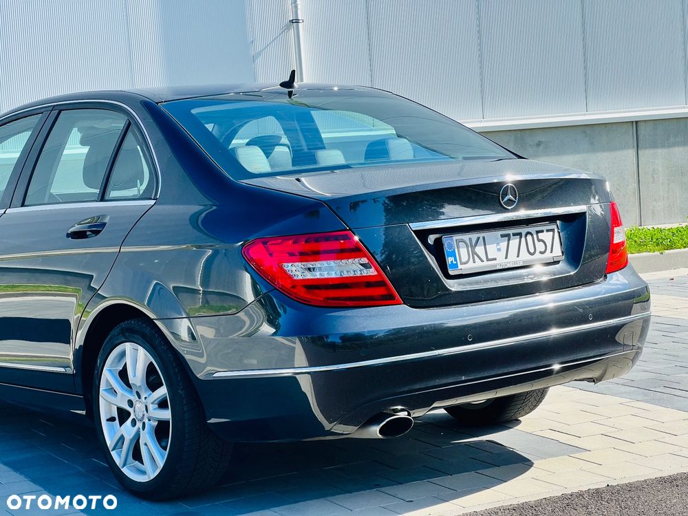Mercedes-Benz Klasa C 200 (BlueEFFICIENCY) 7G-TRONIC Avantgarde - 12