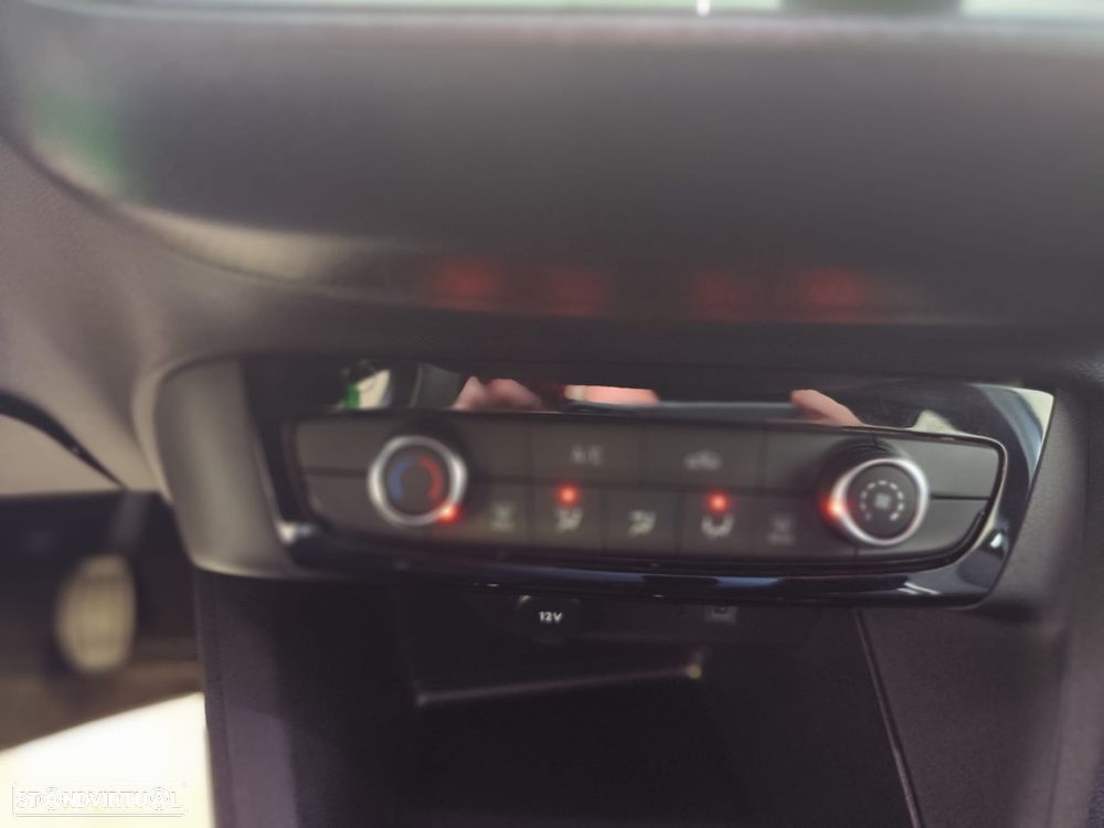 Opel Corsa 1.2 T GS - 16