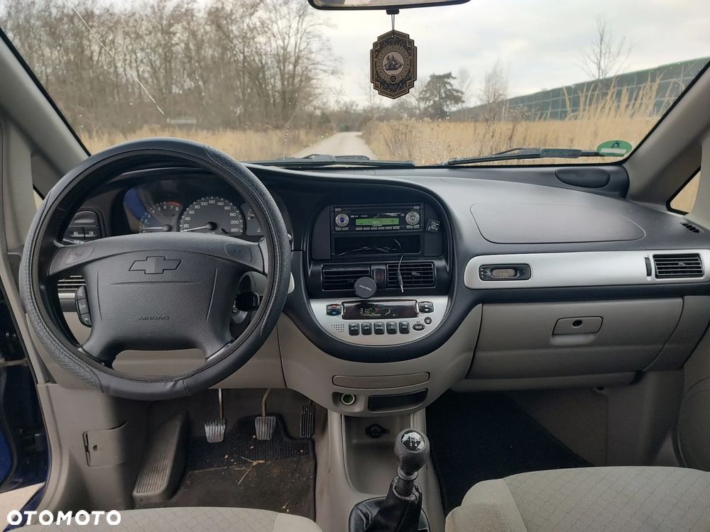 Chevrolet Rezzo 2.0 CDX - 11