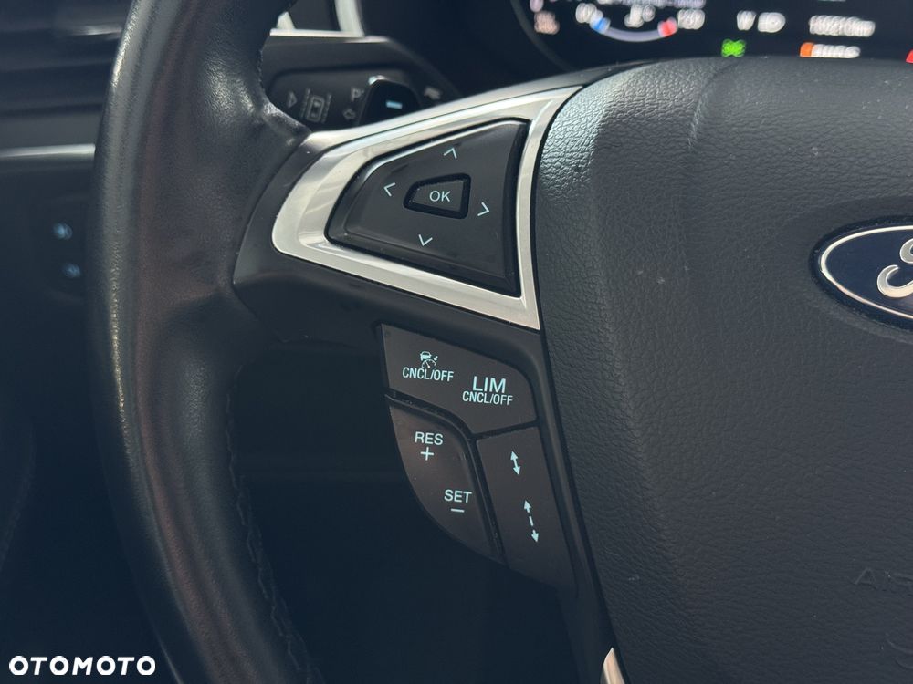 Ford Galaxy - 28