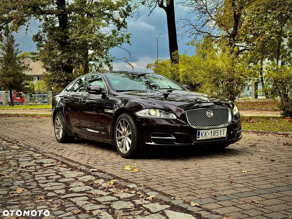 Jaguar XJ 3.0 T LWB Premium Luxury - 2
