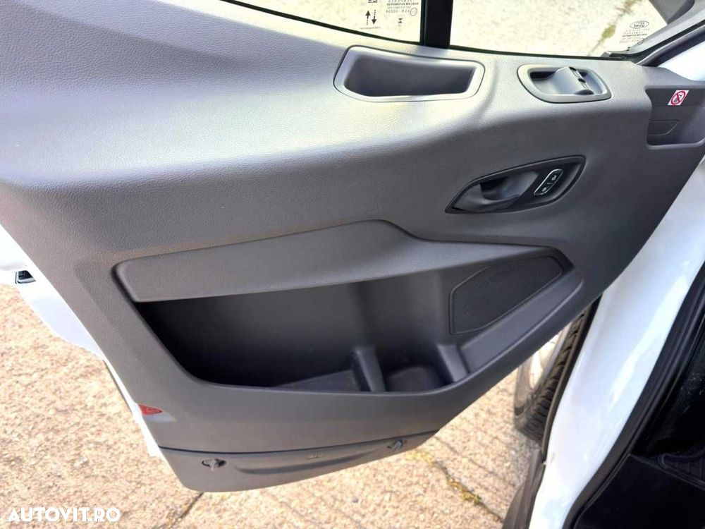 Ford Transit - 13