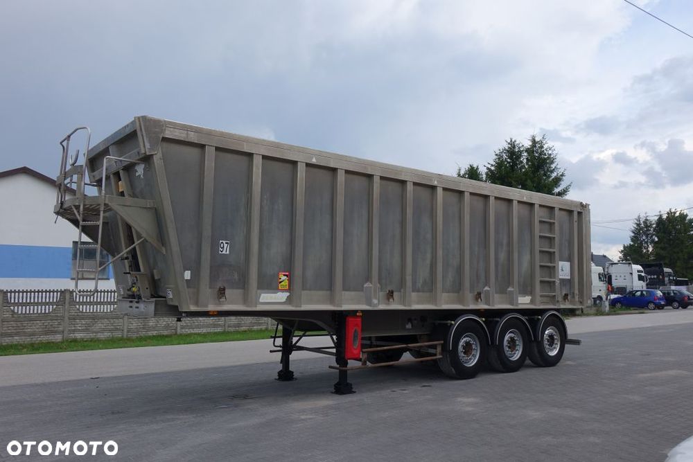 Benalu WYWROTKA 48m3 / ALUMINIOWA /OSIE MERCEDES /OŚ PODNOSZONA / SZYBER ZBOŻOWY - 1