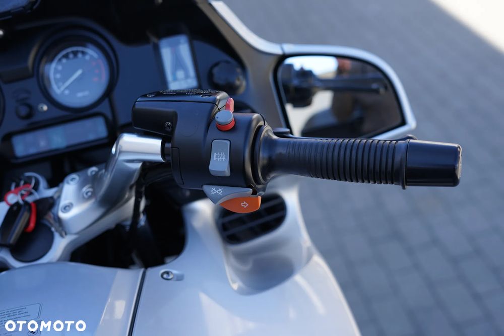 BMW R - 16