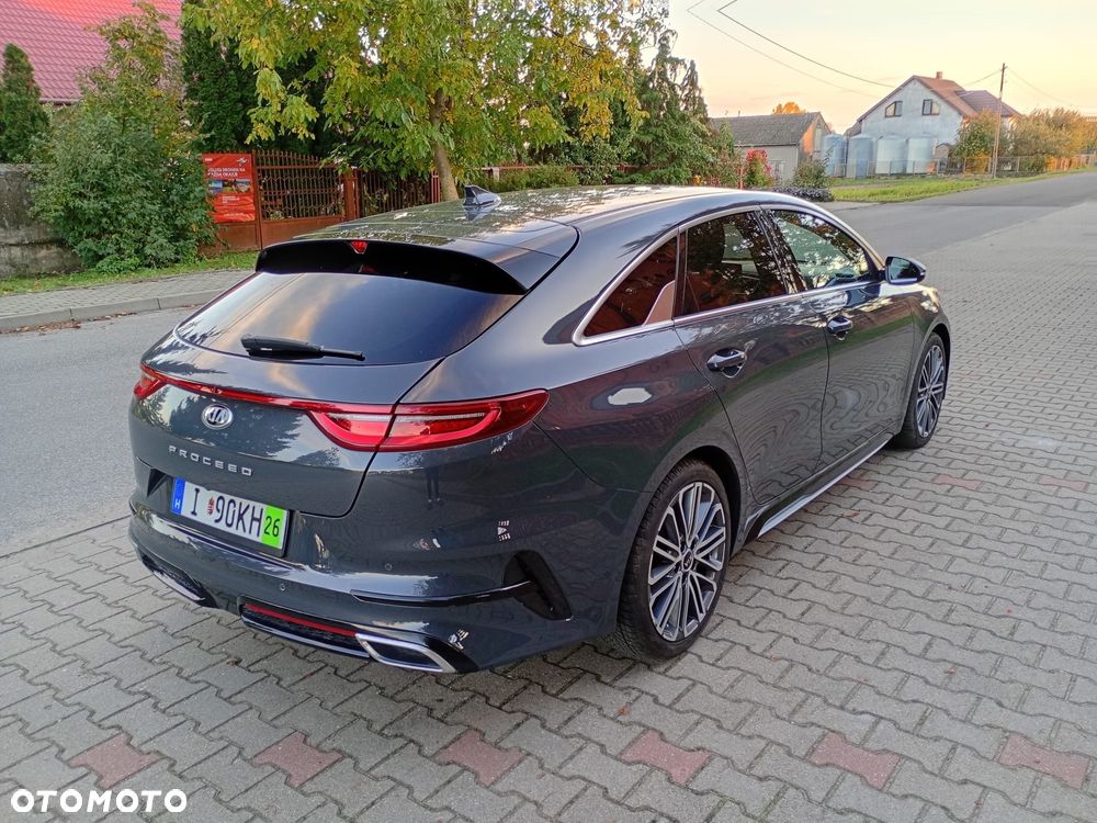 Kia ProCeed - 6