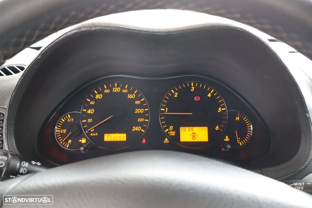Toyota Avensis SD 2.2 D-4D Sol+GPS - 22