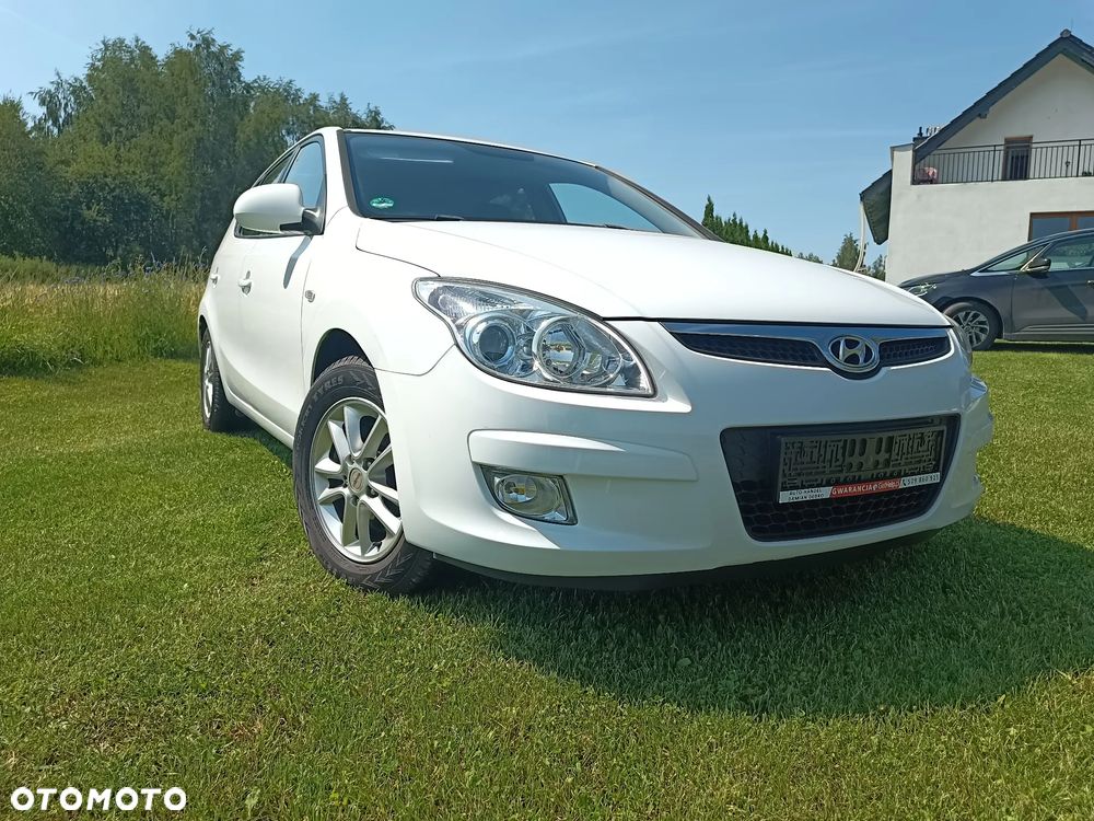 Hyundai i30 2.0 Premium - 1