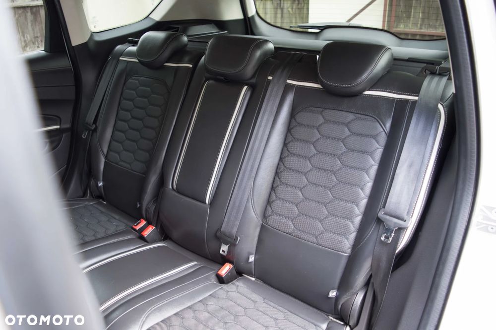 Ford Kuga 2.0 TDCi 2x4 Vignale - 29