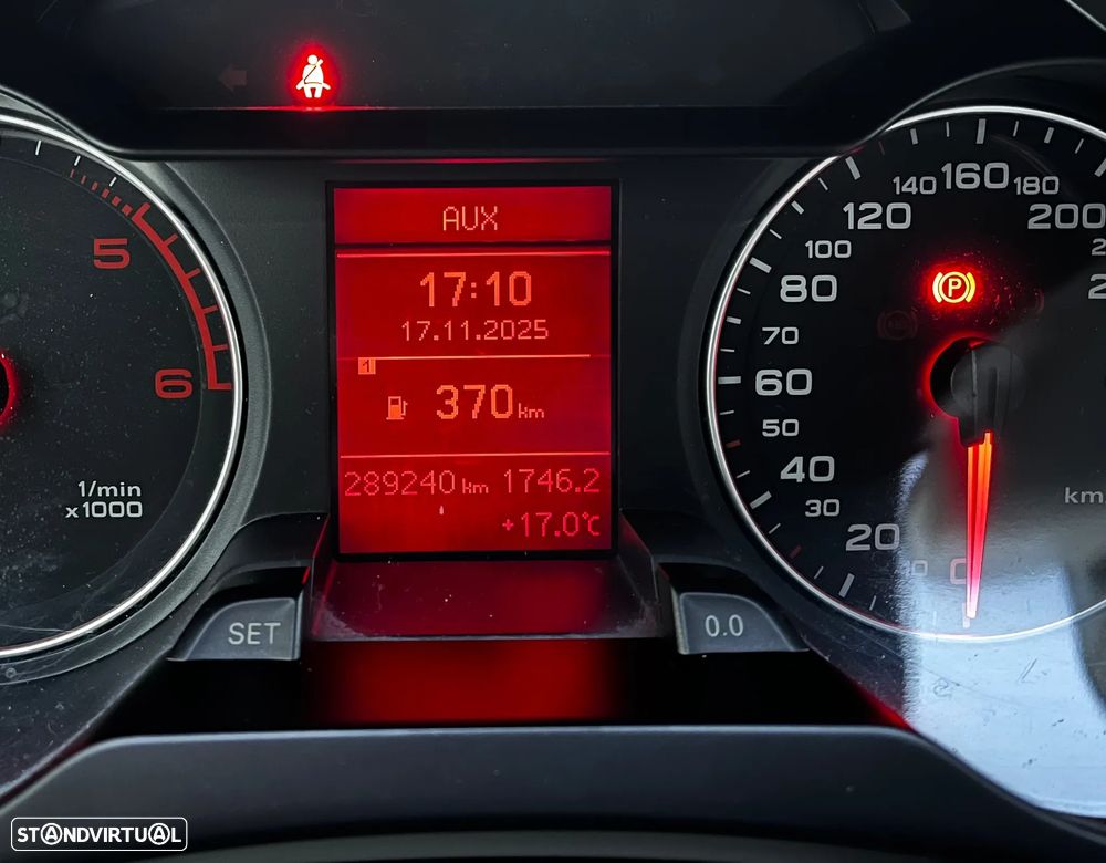 Audi A4 Avant 2.0 TDI exclusive - 9