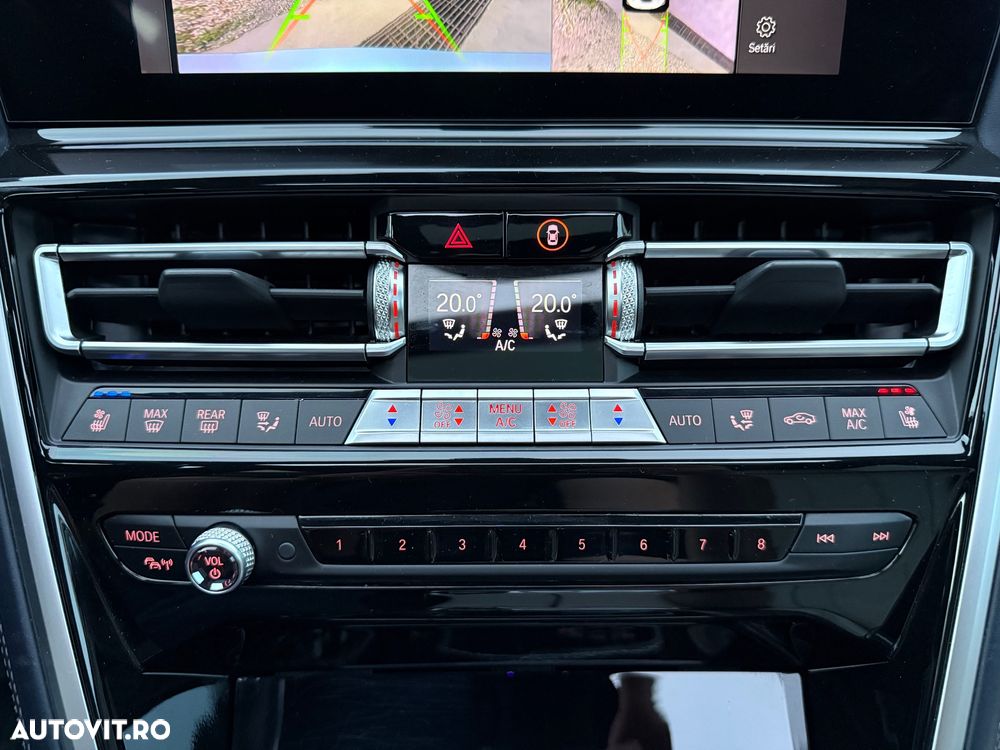 BMW M8 M850i xDrive AT - 14