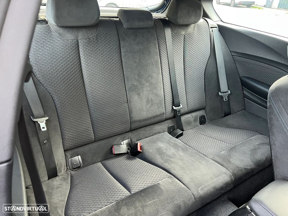 BMW 118 dA Pack M - 16