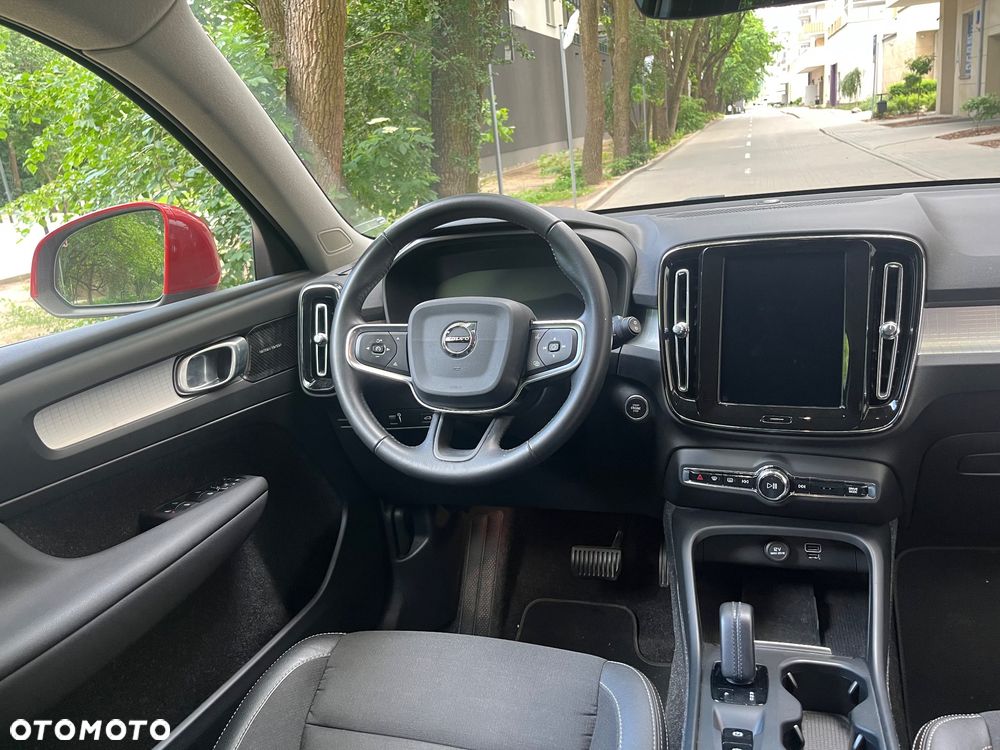 Volvo XC 40 D3 Momentum Pro - 13