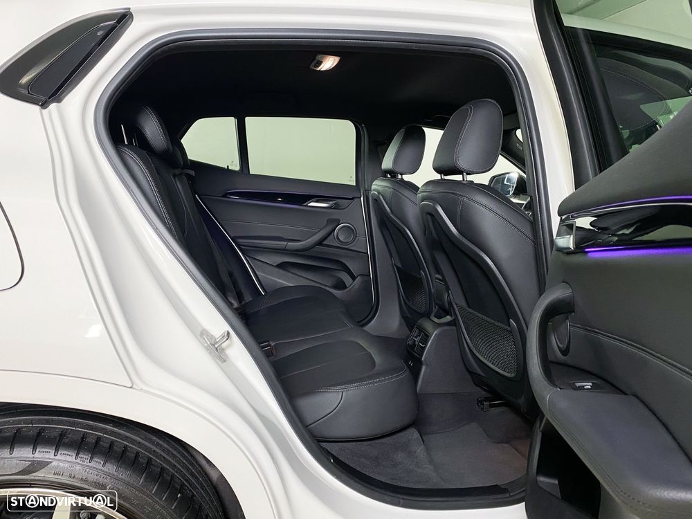 BMW X2 16 d sDrive Pack M - 18