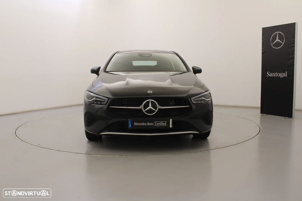 Mercedes-Benz CLA 250 e - 16