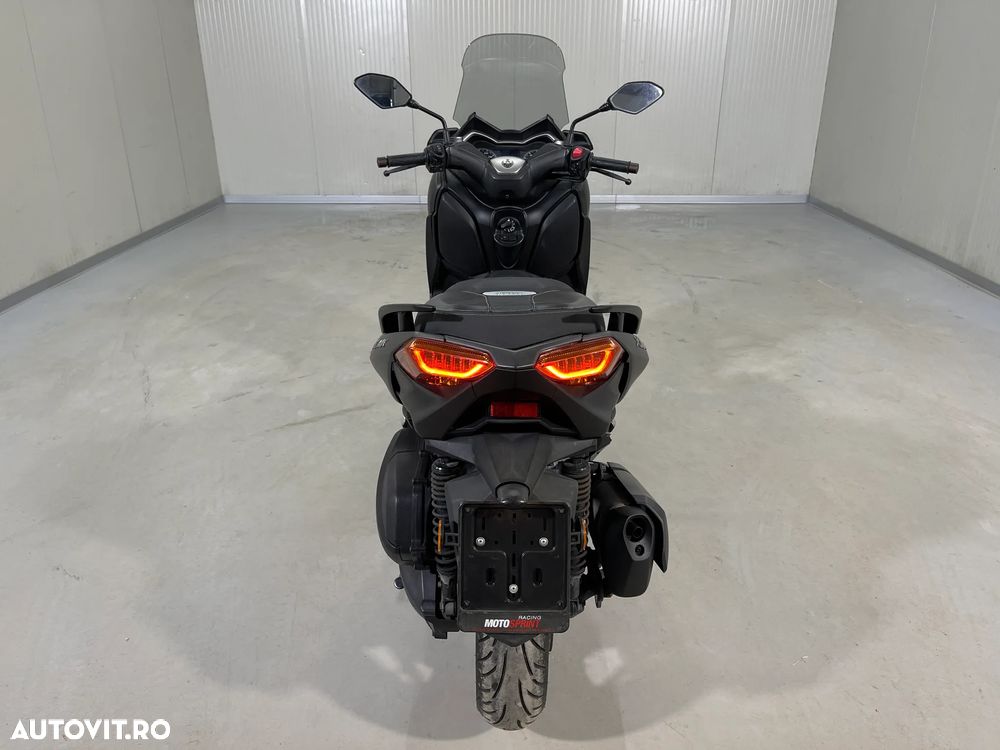 Yamaha XMAX 300 - 7