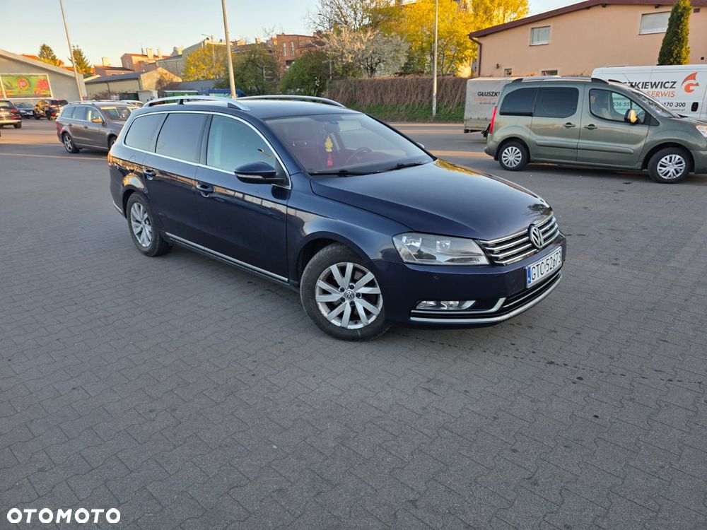 Volkswagen Passat - 2
