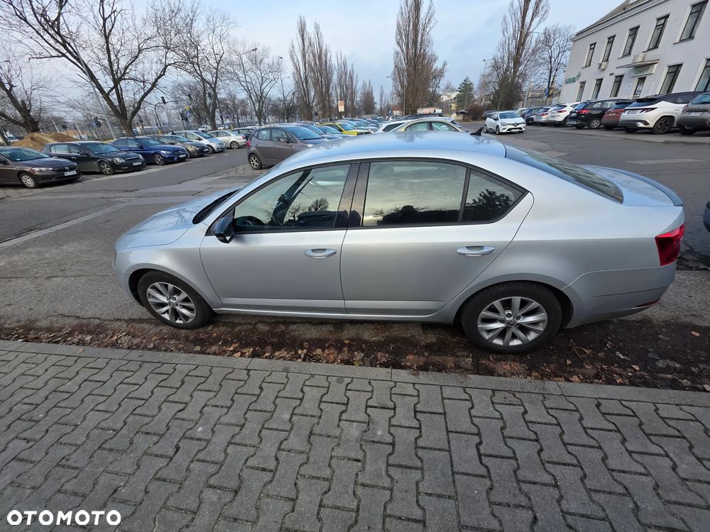 Skoda Octavia 1.5 TSI ACT Ambition - 8