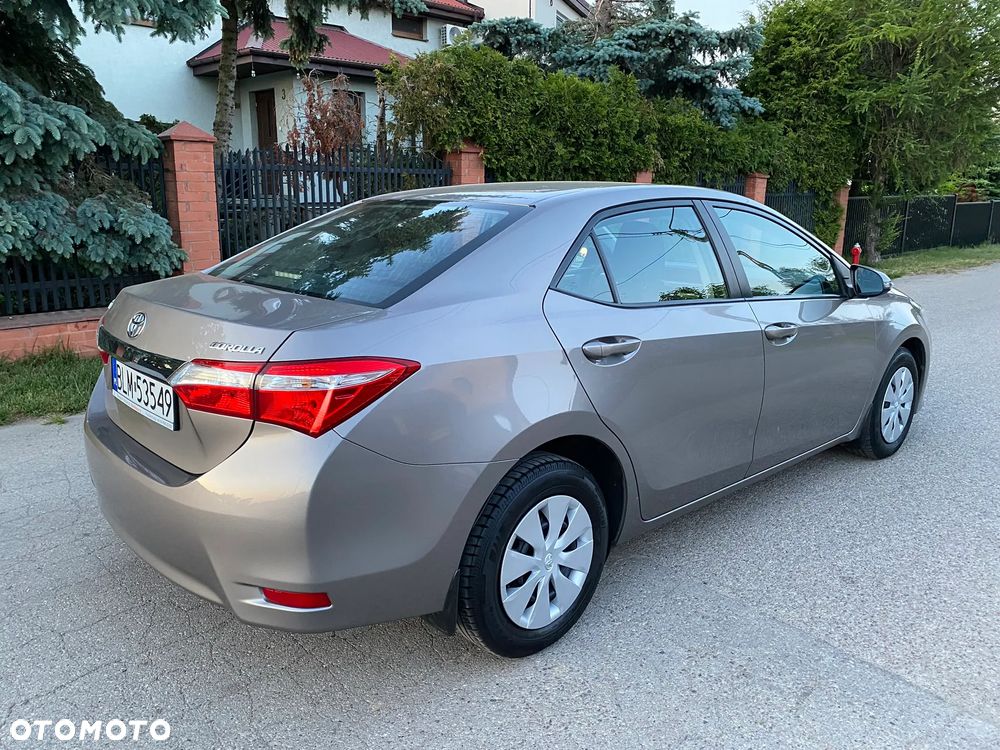 Toyota Corolla 1.4 D-4D Active EU6 - 7