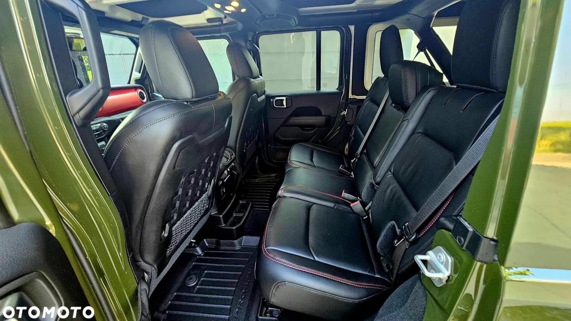 Jeep Wrangler - 15