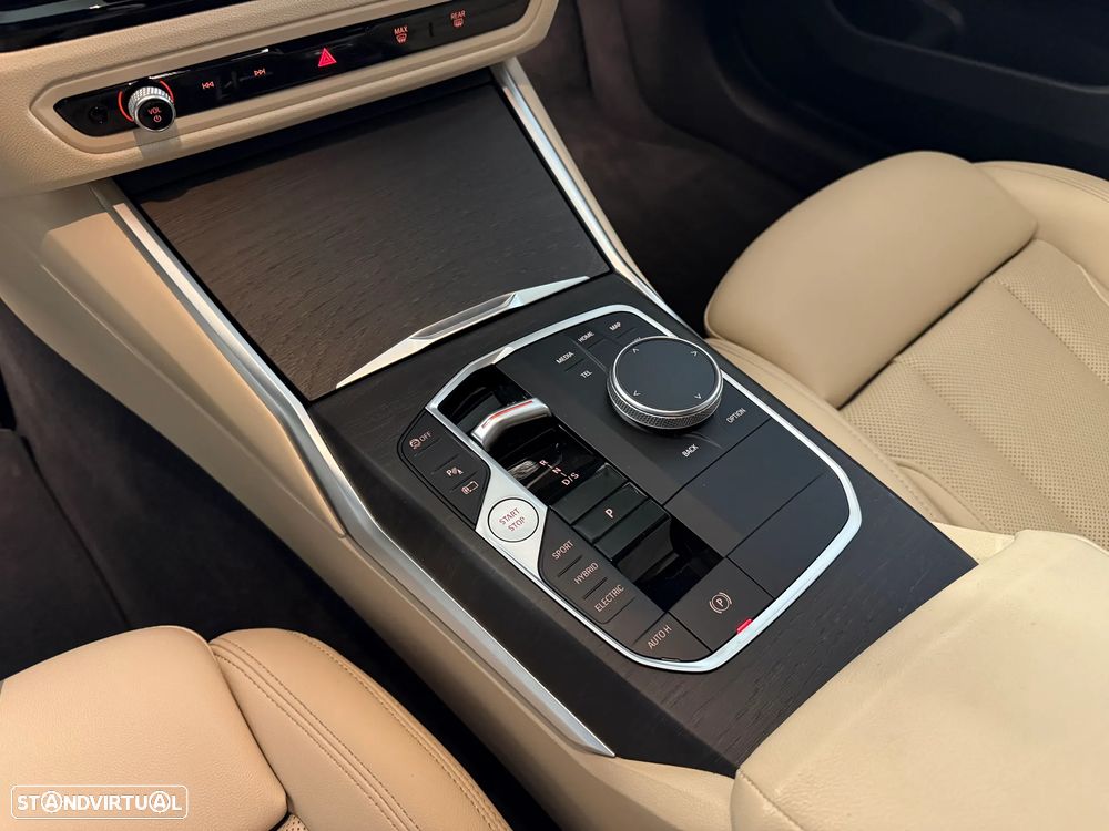 BMW 330 e Aut. M Sport - 8