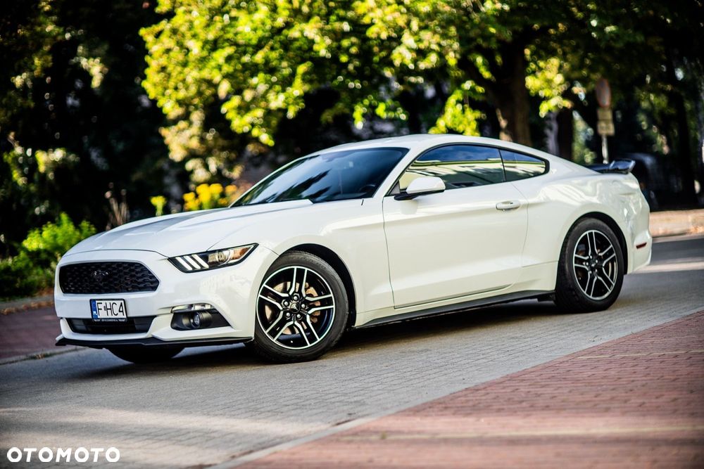 Ford Mustang 3.7 V6 - 4