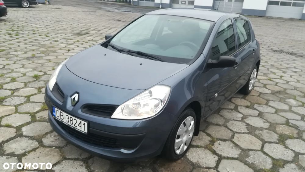 Renault Clio 1.2 16V Authentique - 2