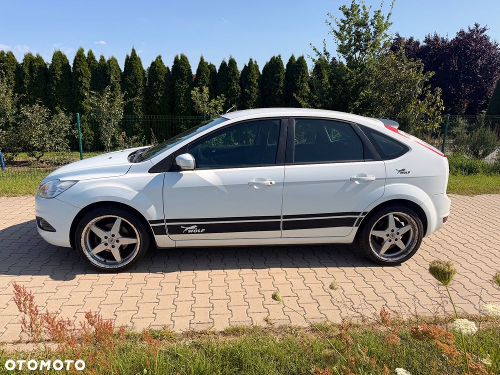 Ford Focus 1.6 Ambiente - 3