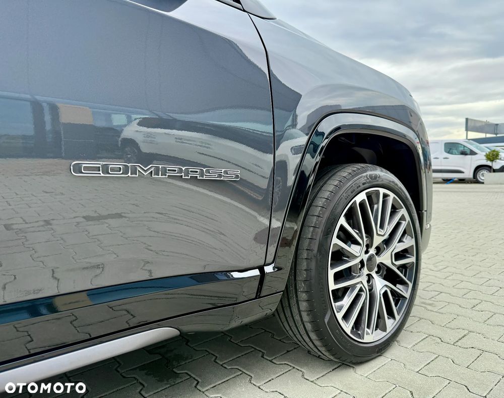Jeep Compass 1.5 T4 mHEV Summit FWD S&S DCT - 32
